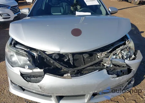 2014 Toyota Camry Se z USA, uszkodzony, nr VIN 4T1BF1FK7EU435325